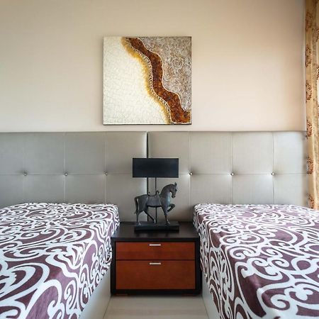 Cavalo Preto, Beach Resort Quarteira Kültér fotó